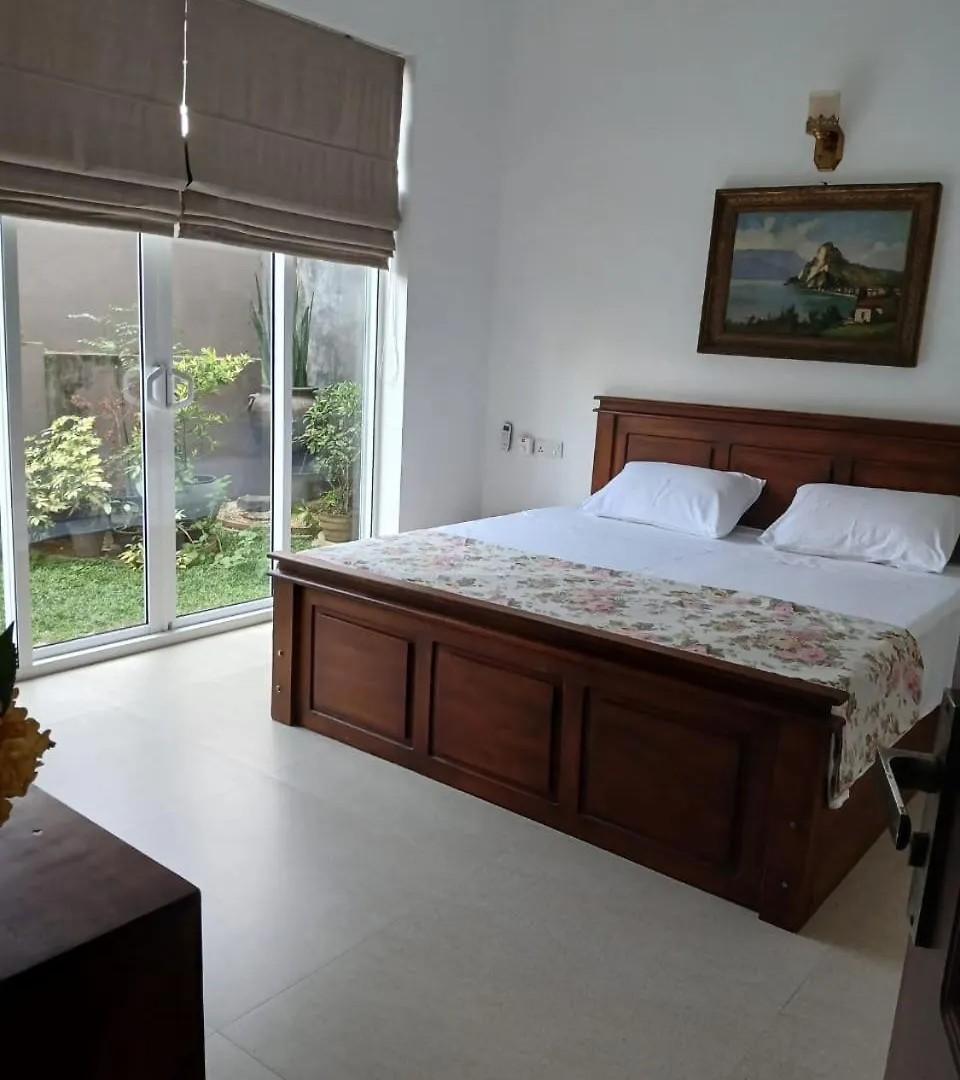 Mirrelli Apartment Negombo